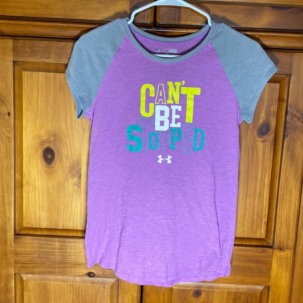 Under Armour Heatgear Girls Purple Short Sleeve Shirt